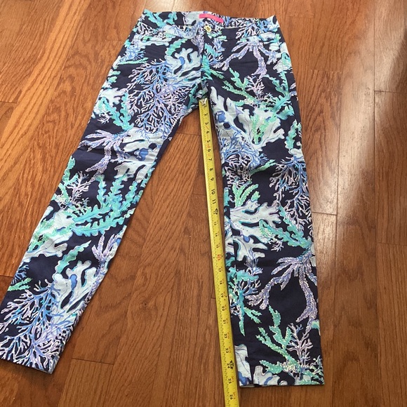 Lilly Pulitzer Capri - Picture 9 of 13